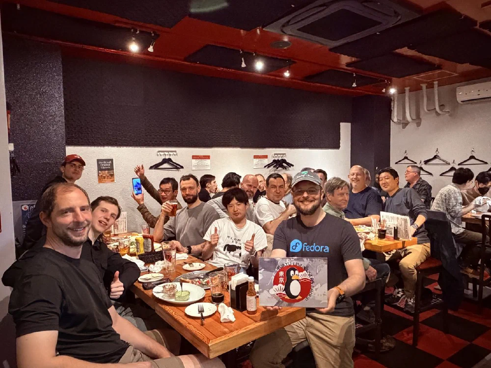 TLUG members at the April 2026 nomikai